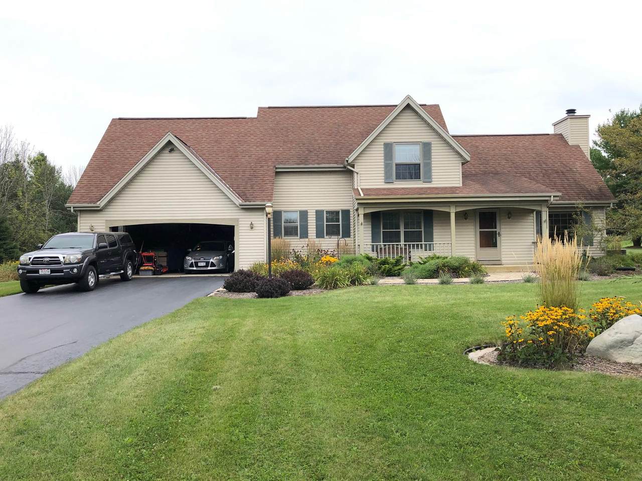 1482 County Road C - Photo 1