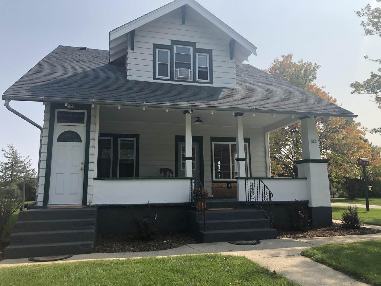 523 Wilson St - Photo 1