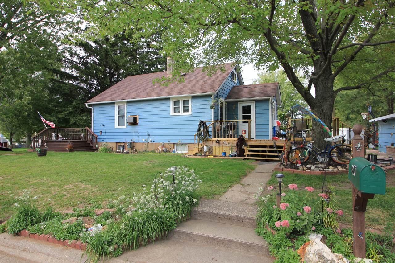 401 Wells St - Photo 1