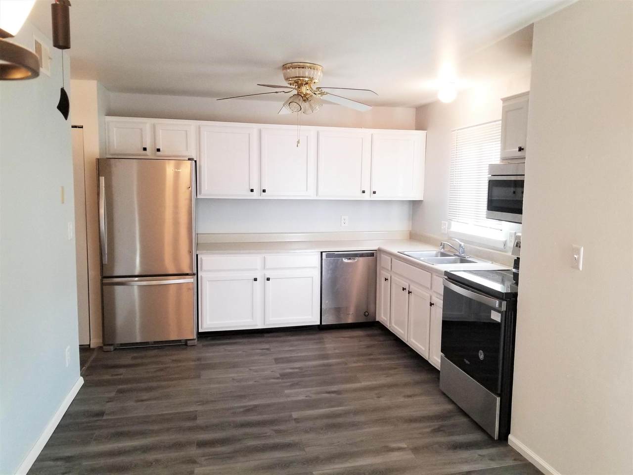 6987 Glenbrook Rd - Photo 1