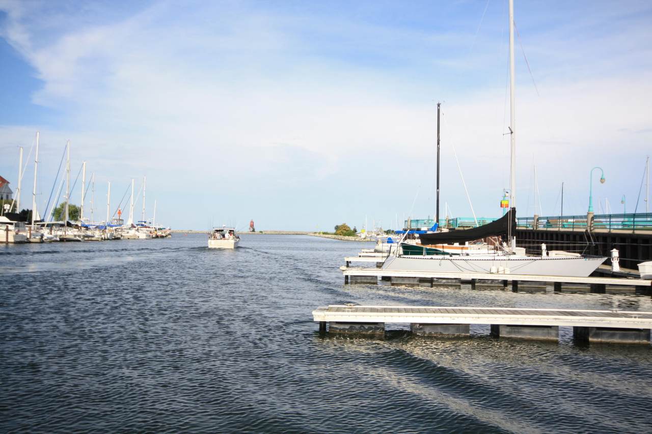 26 Gaslight Pointe Marina - Photo 1