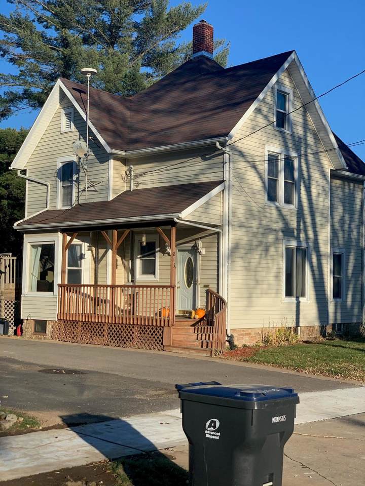 813 5th St - Photo 1