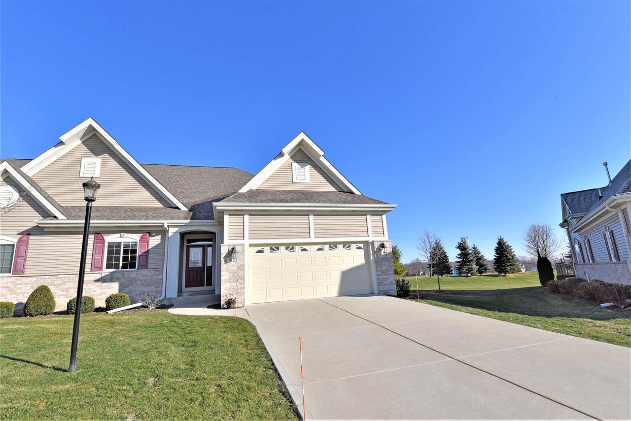 2409 Deercrest Ct - Photo 1