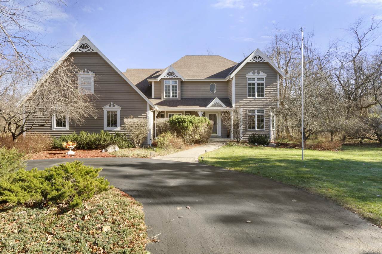 785 Indian Hills Rd - Photo 1