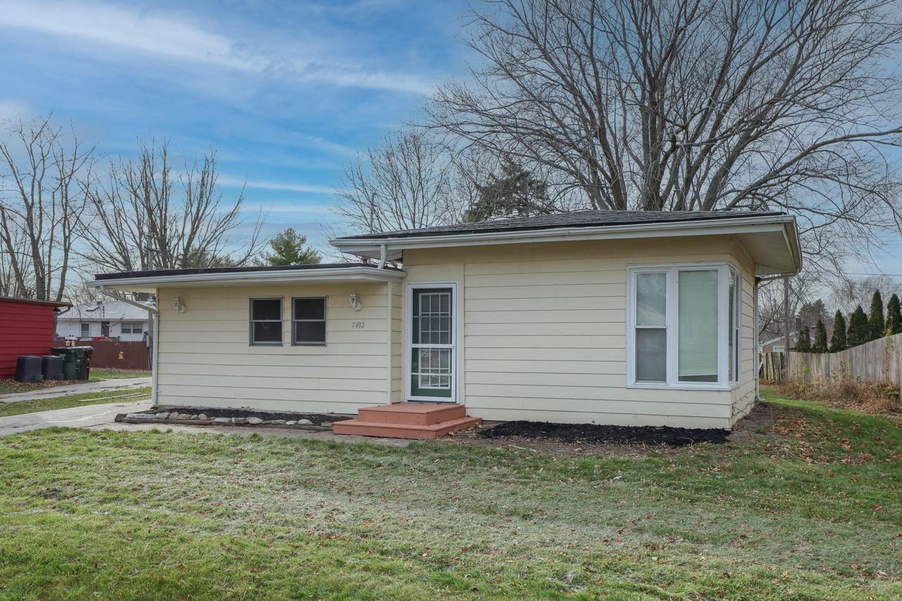 7432 Paul Bunyan Rd - Photo 1