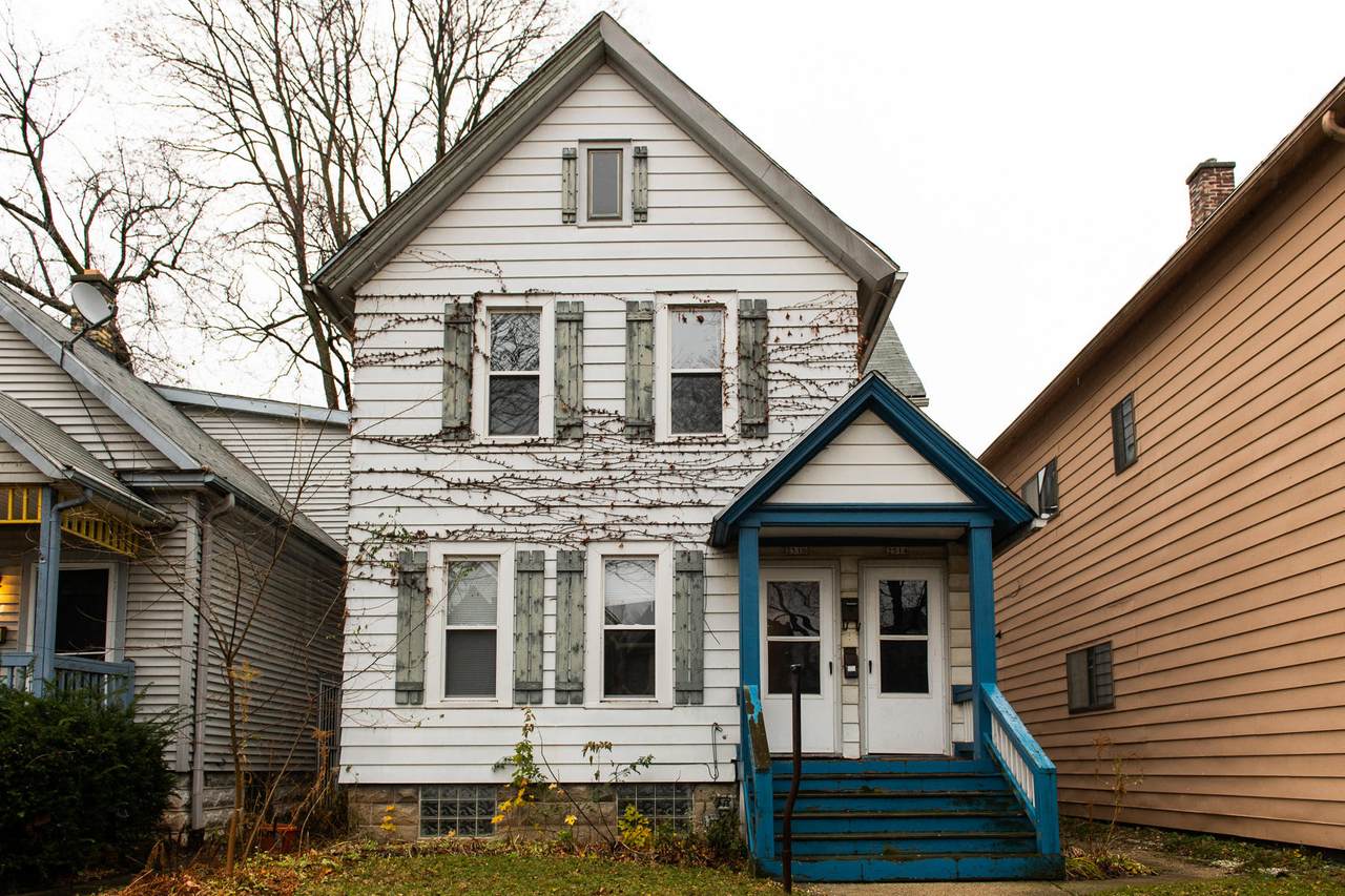 2514 Bartlett Ave - Photo 1