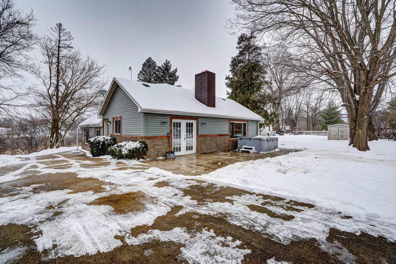 33633 Moss Rd - Photo 1