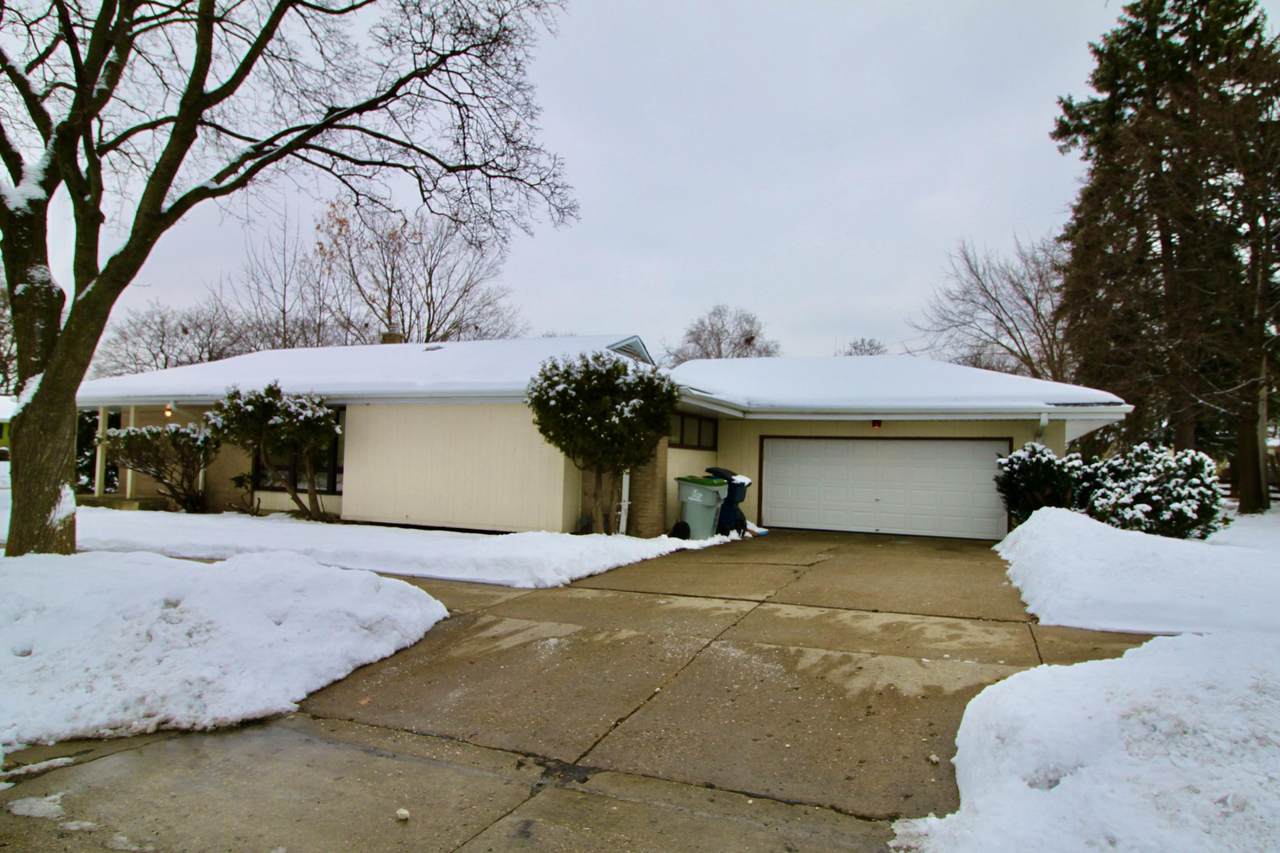 4575 85th St - Photo 1