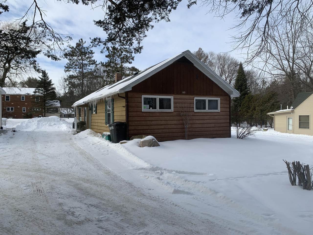 60 Menomonee St - Photo 1