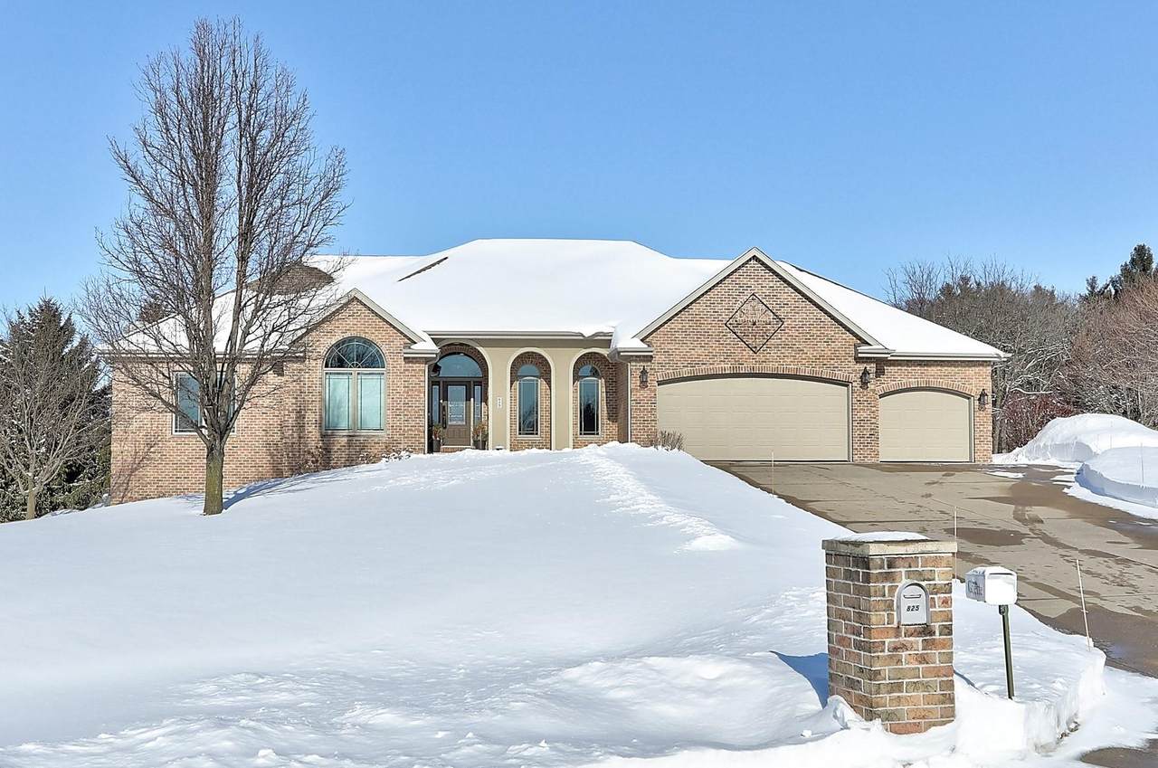 825 Orchard View Dr - Photo 1