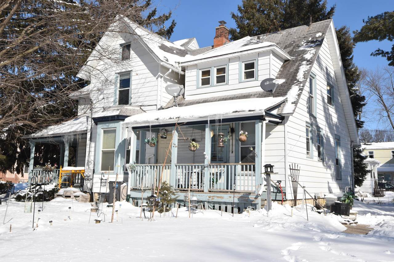705 Arcadian Ave - Photo 1