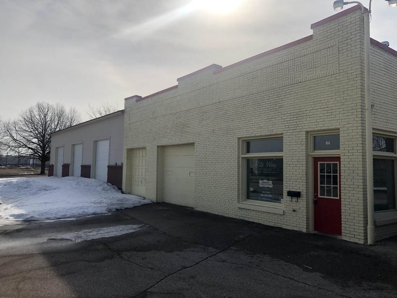 454 St Paul Ave - Photo 1