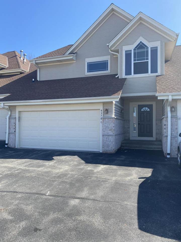9370 Cobblestone Way - Photo 1