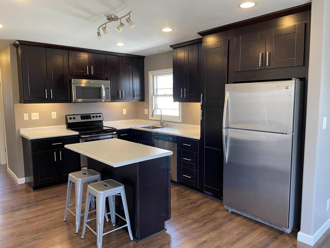 3167 Clement Ave - Photo 1