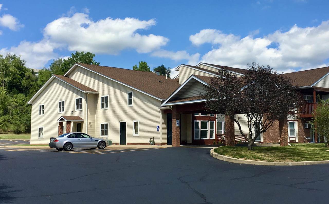 310 Lance Dr - Photo 1