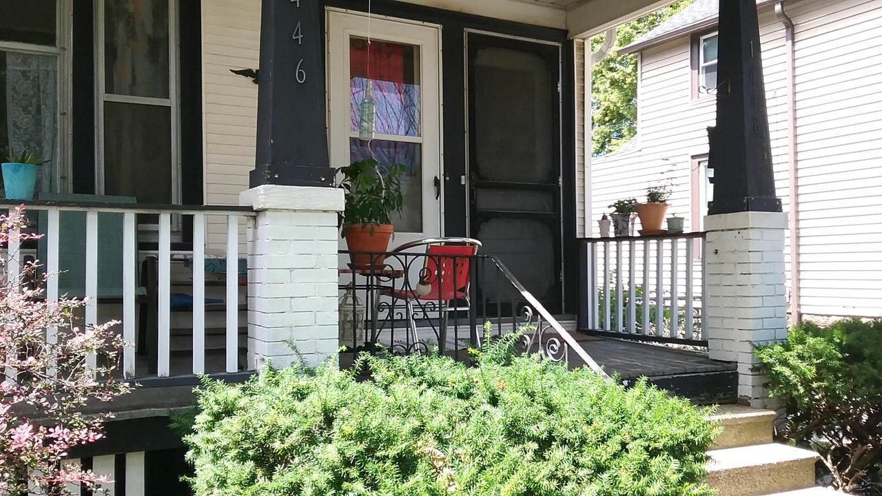 1446 Seeley St - Photo 1