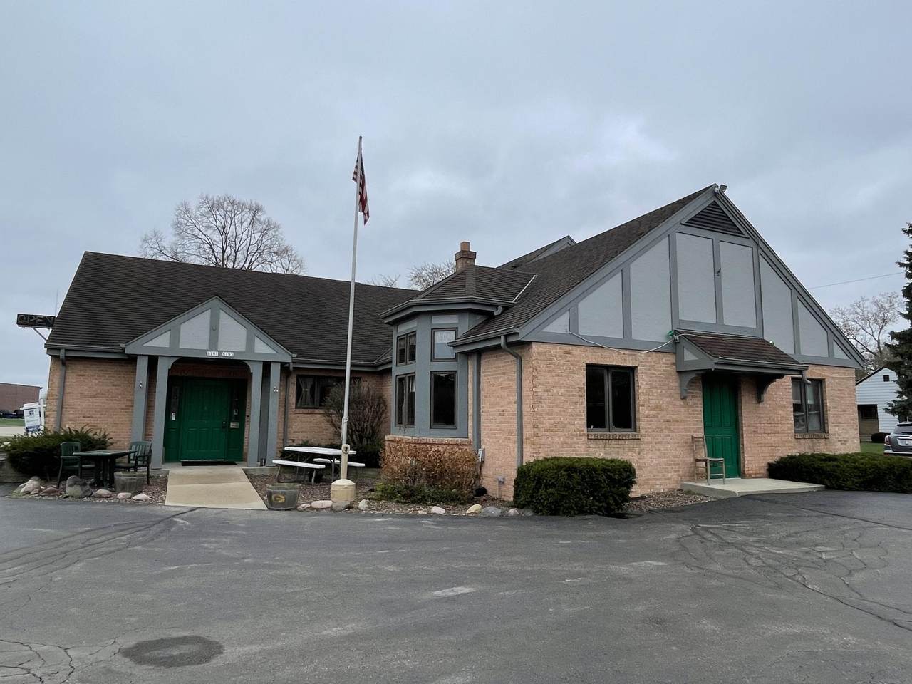 6191 Green Bay Ave - Photo 1