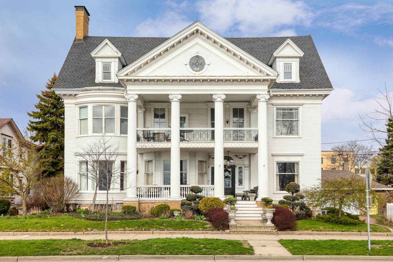 1324 Main St - Photo 1