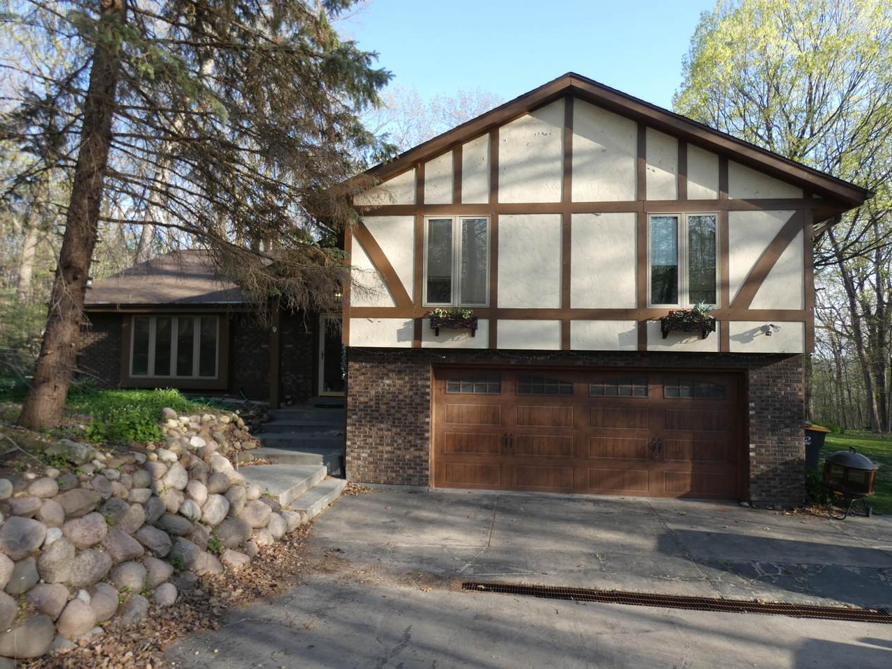 4287 Upland Dr - Photo 1