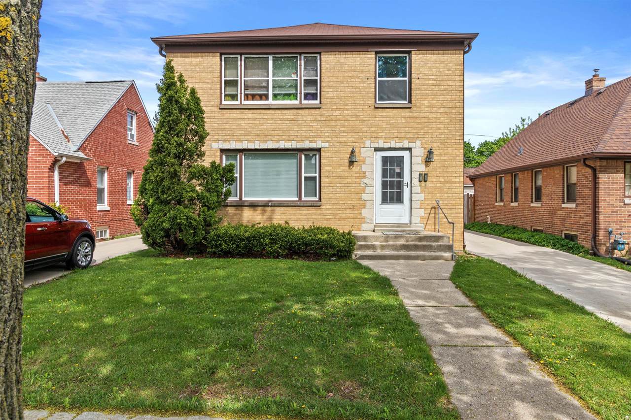 2938 76th St - Photo 1