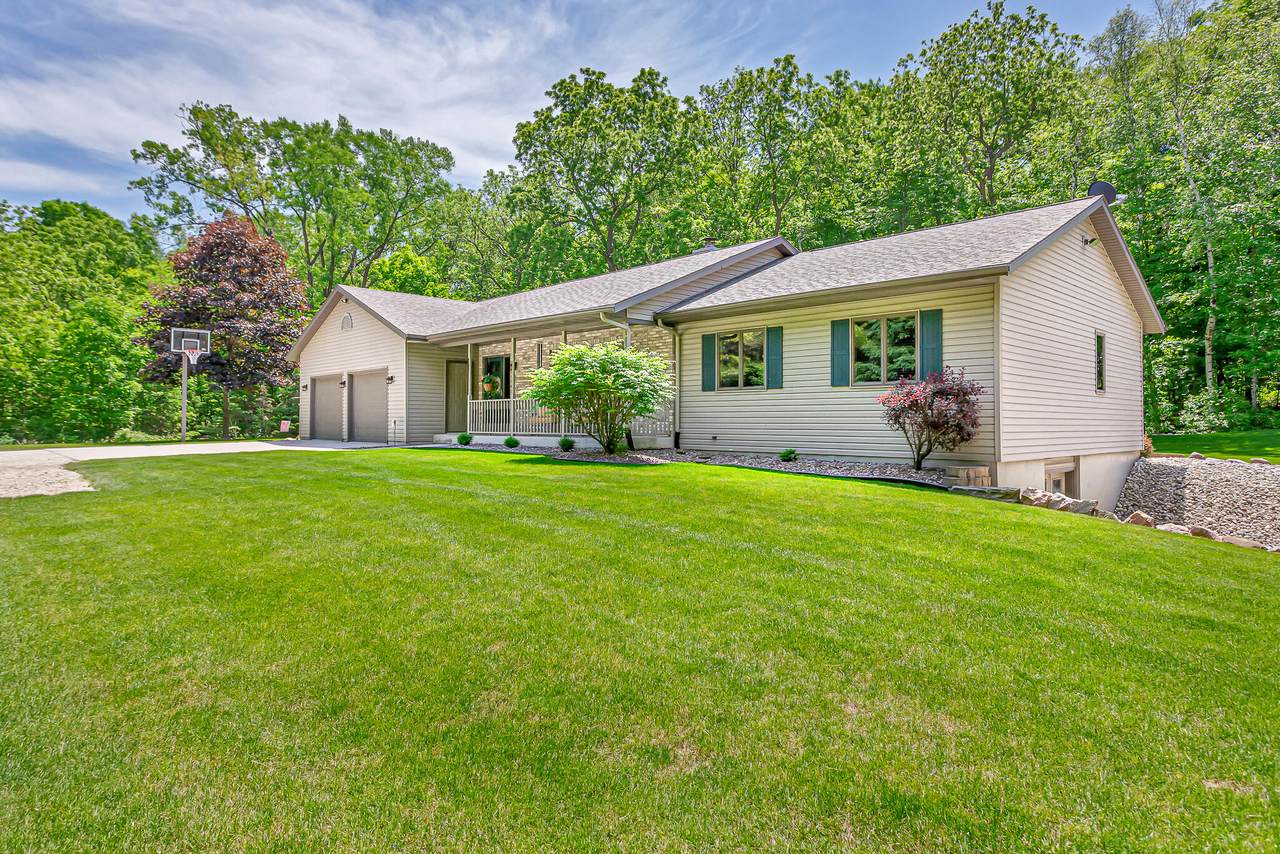 16507 Christel Rd - Photo 1