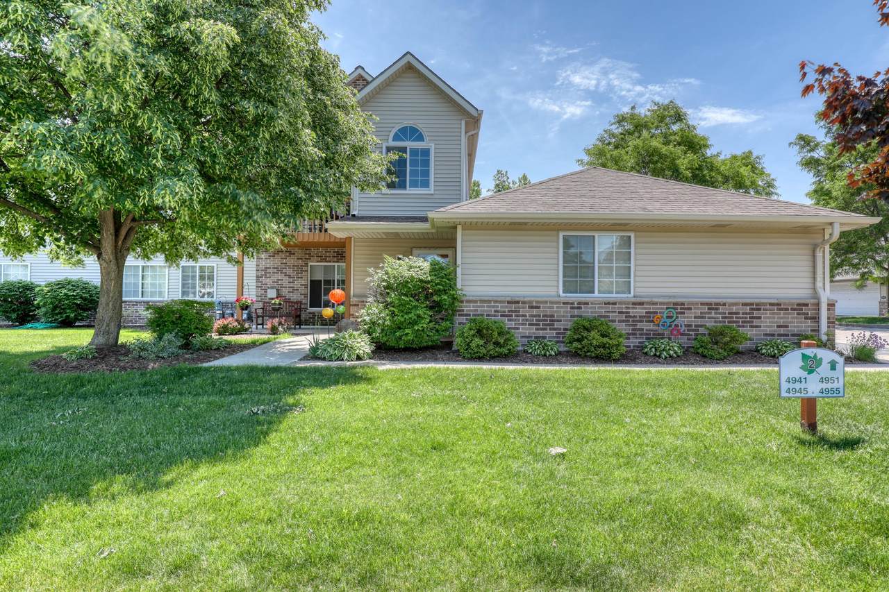 4941 Maple Leaf Cir - Photo 1