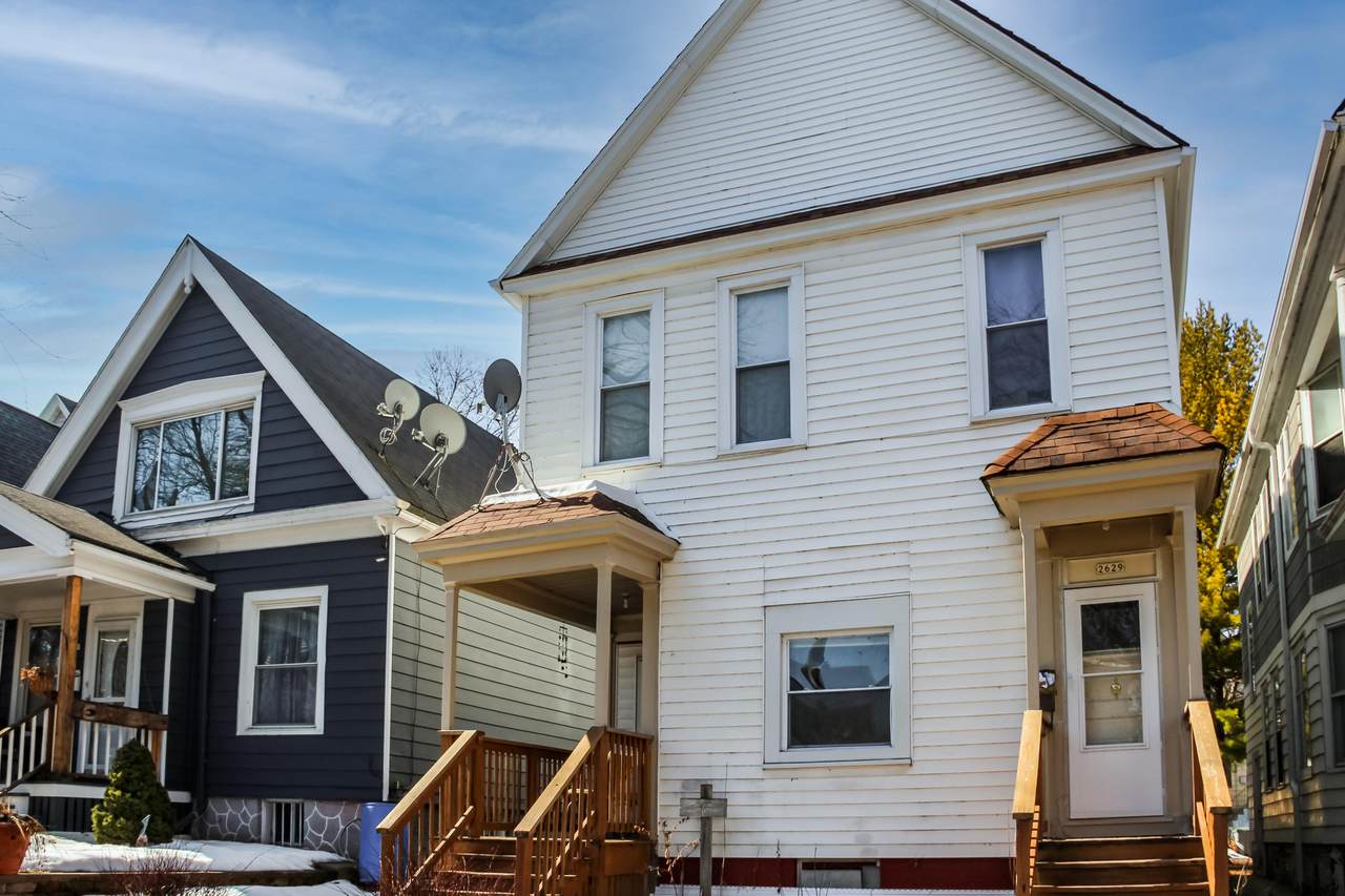 2629 Pine Ave - Photo 1