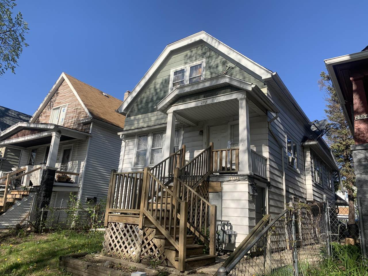 2352 12th St - Photo 1