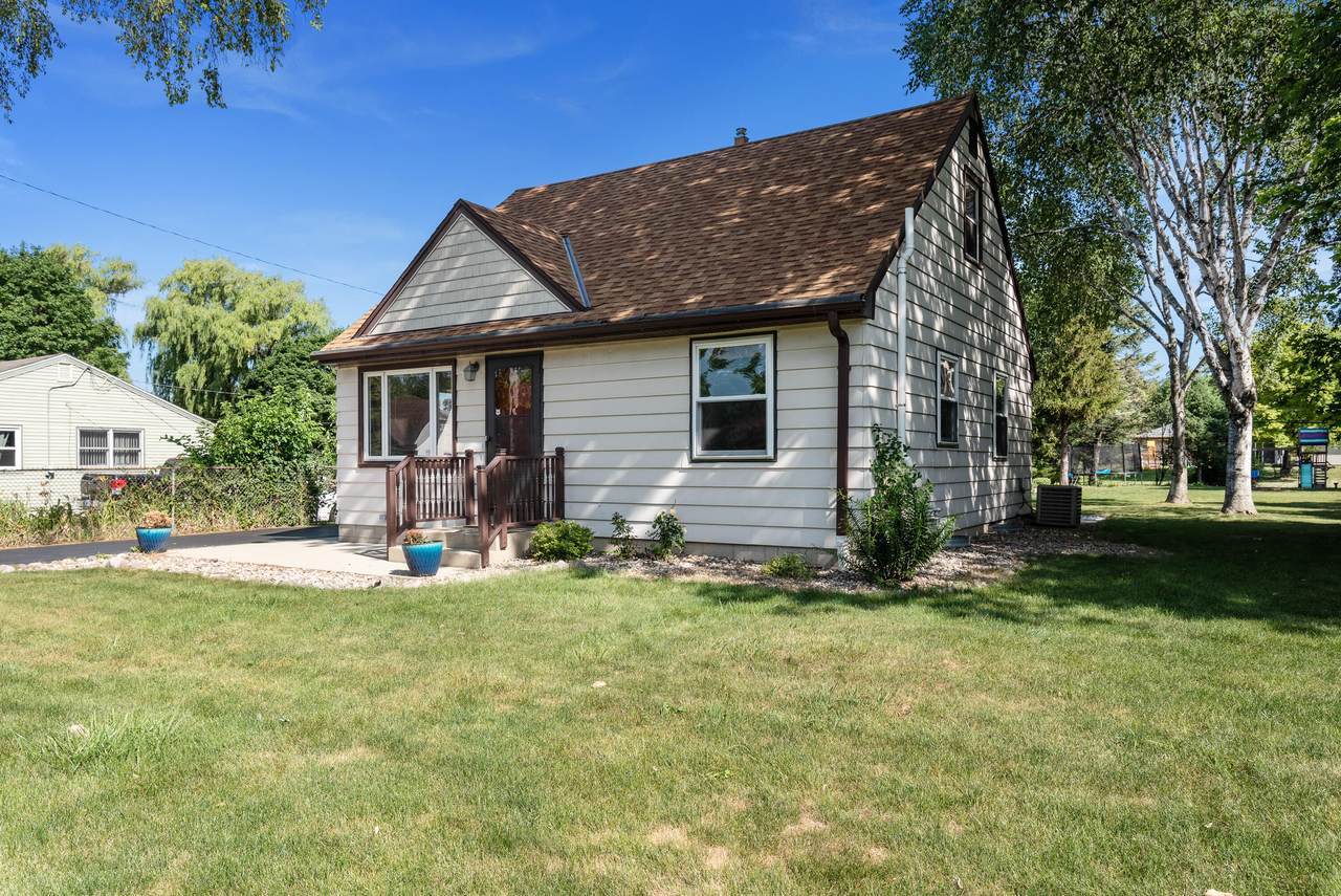 7828 Lolita Ave - Photo 1