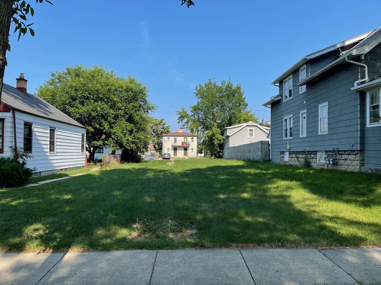 2150 61st St - Photo 1