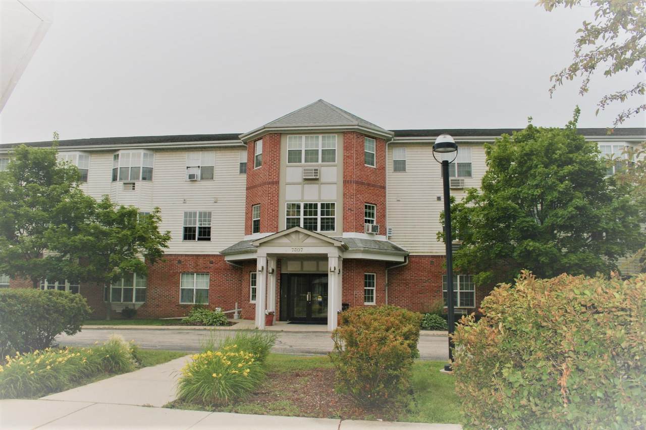 7307 Port Washington Rd - Photo 1