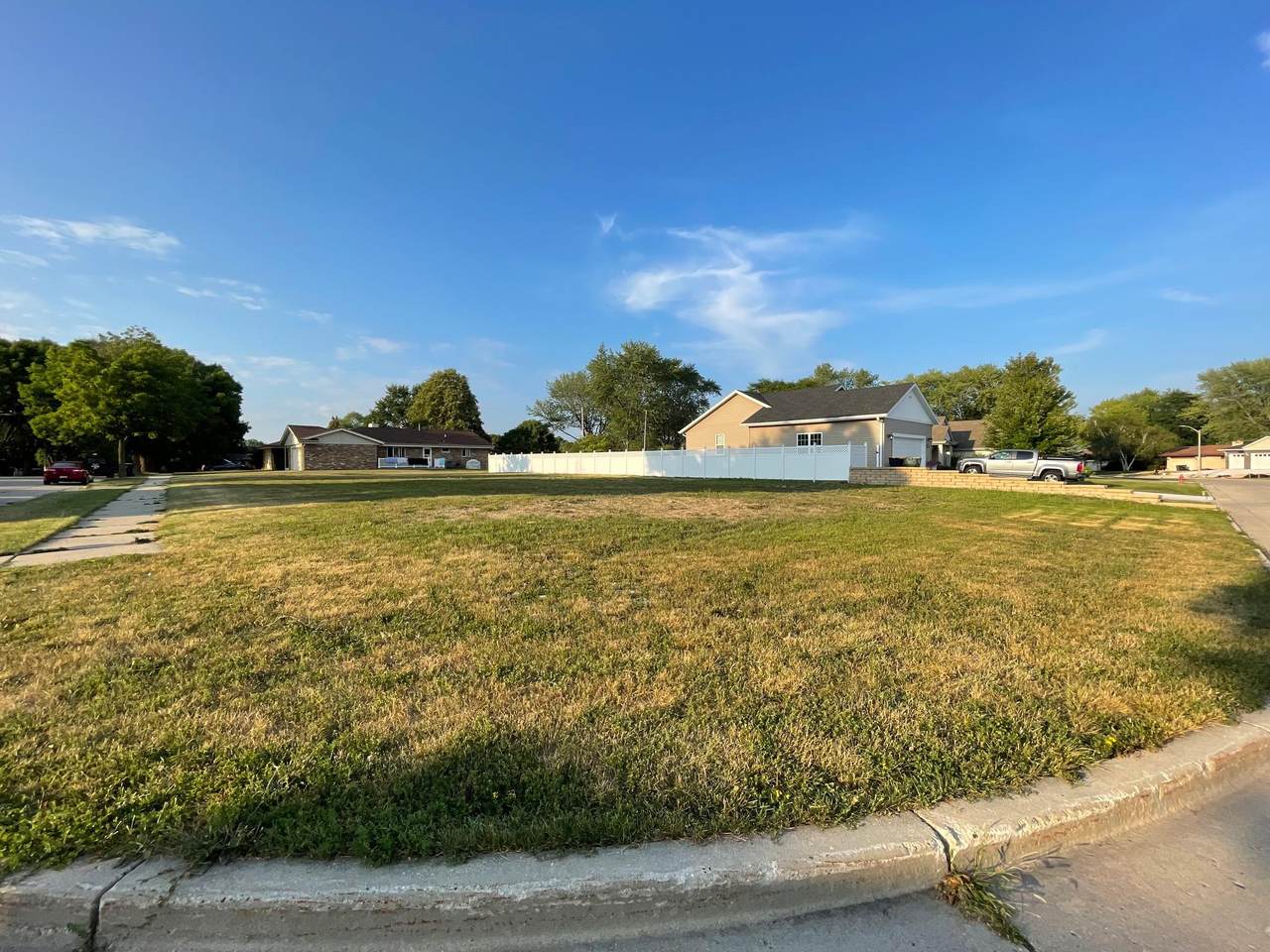 9100 Stuth Ave - Photo 1