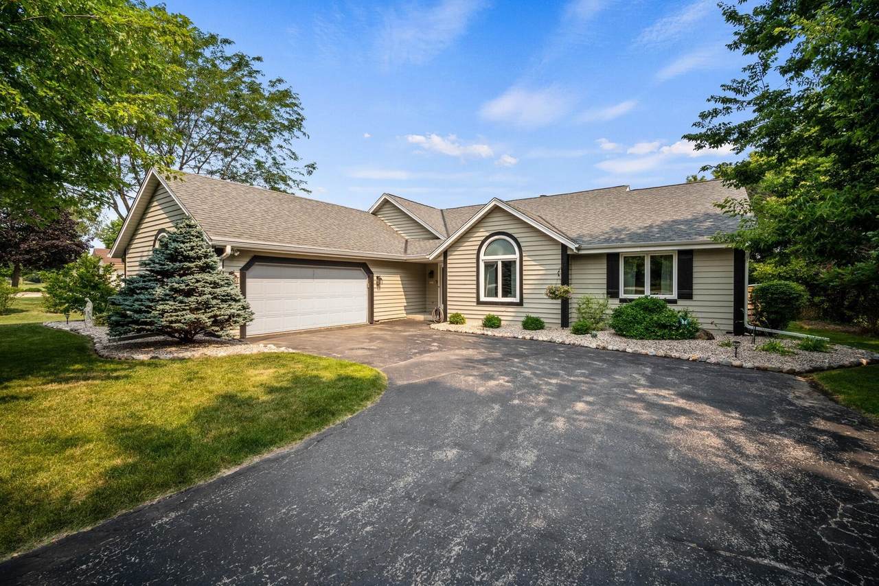 3820 Cora Ln - Photo 1