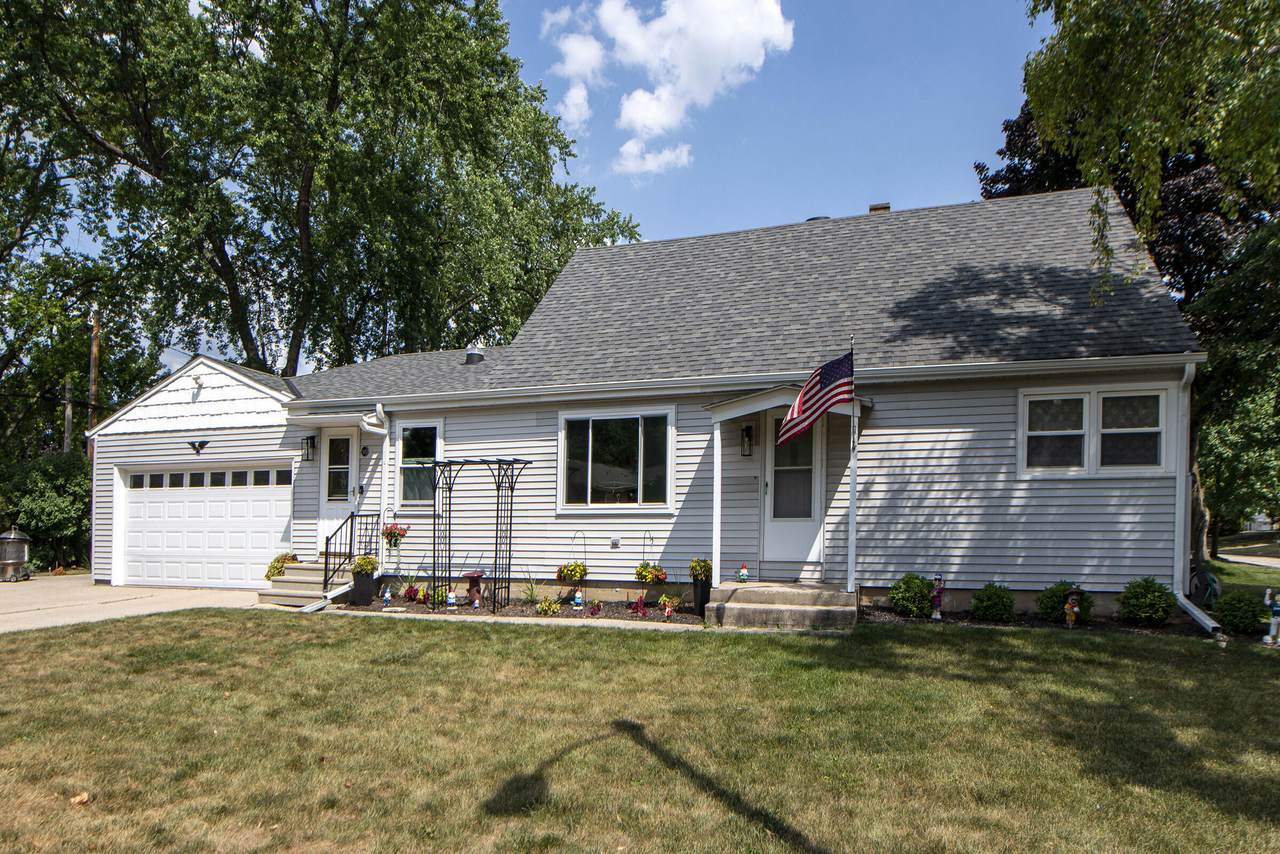 510 111th St - Photo 1