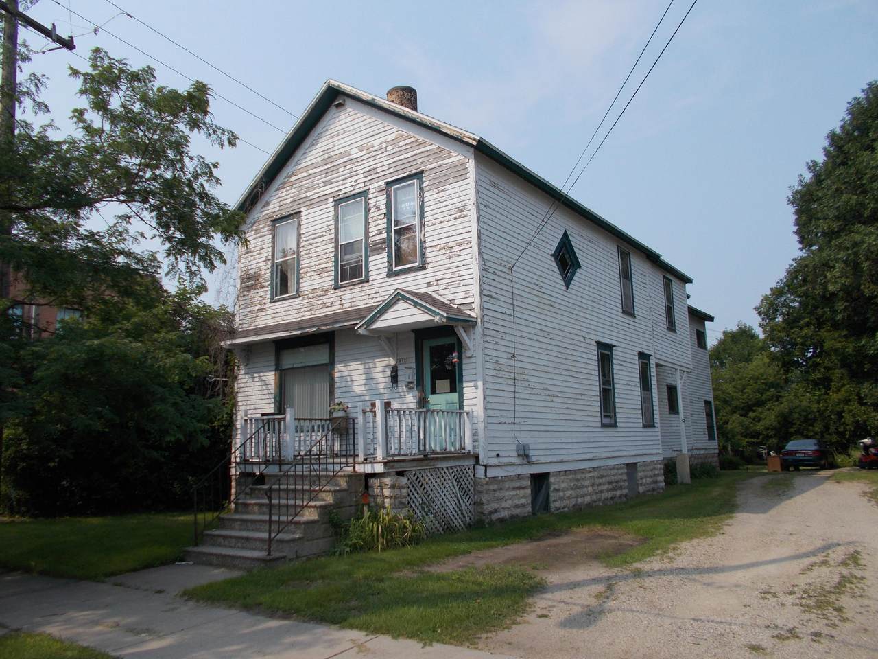 827 5th St - Photo 1