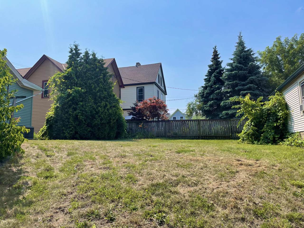 829 Pearson St - Photo 1