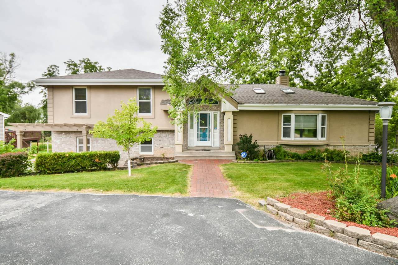 17740 Bolter Ln - Photo 1