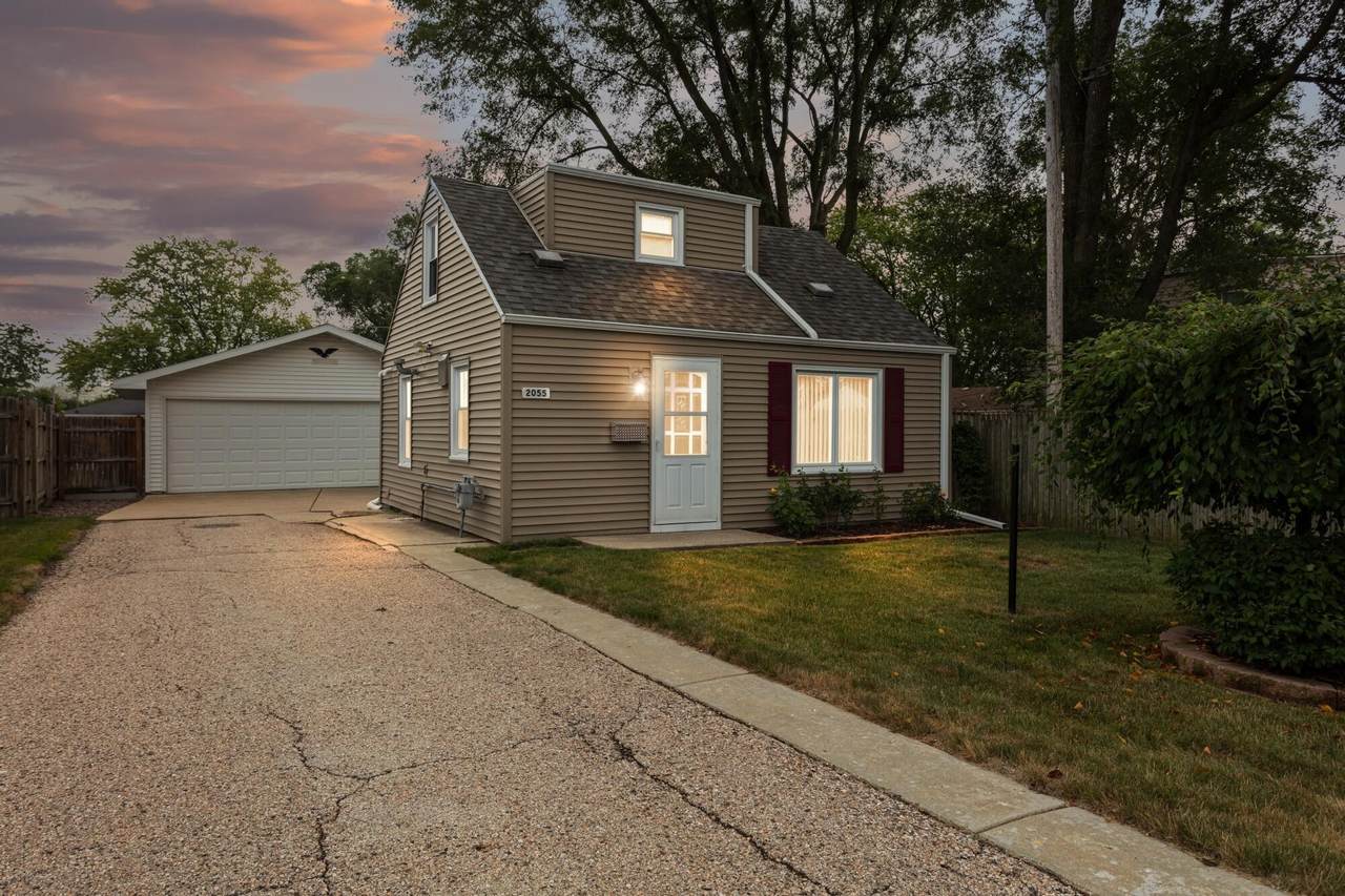 2055 Indiana St - Photo 1