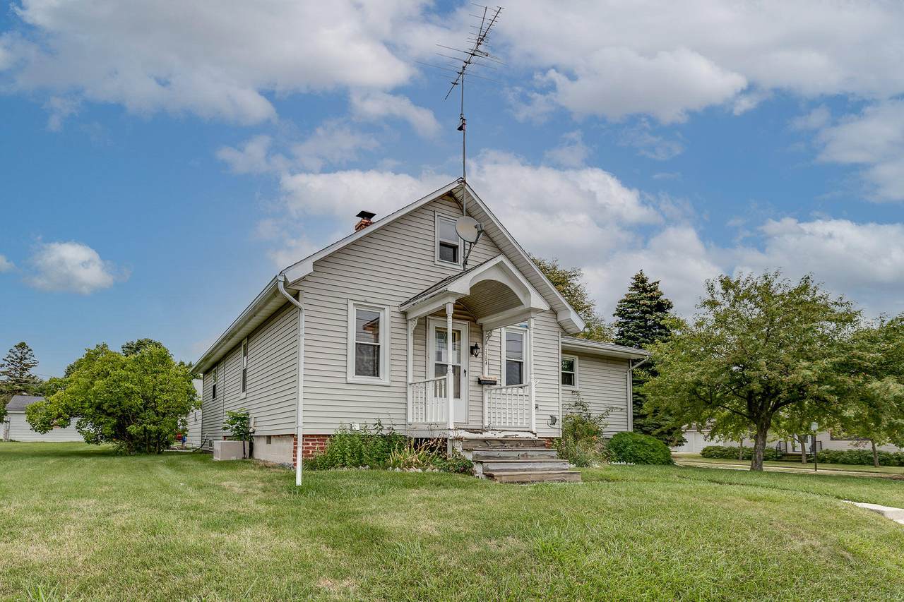 2204 Union Ave - Photo 1