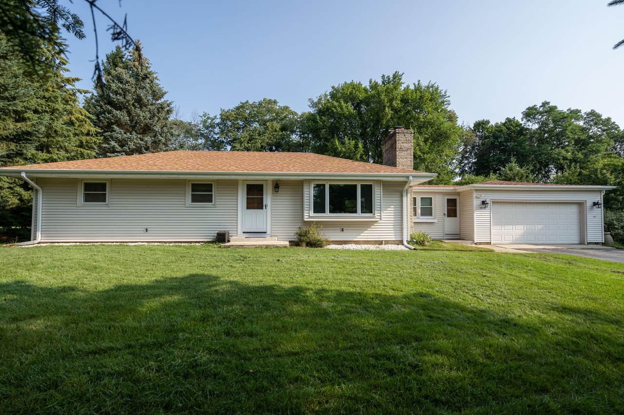 14730 Glendale Ave - Photo 1