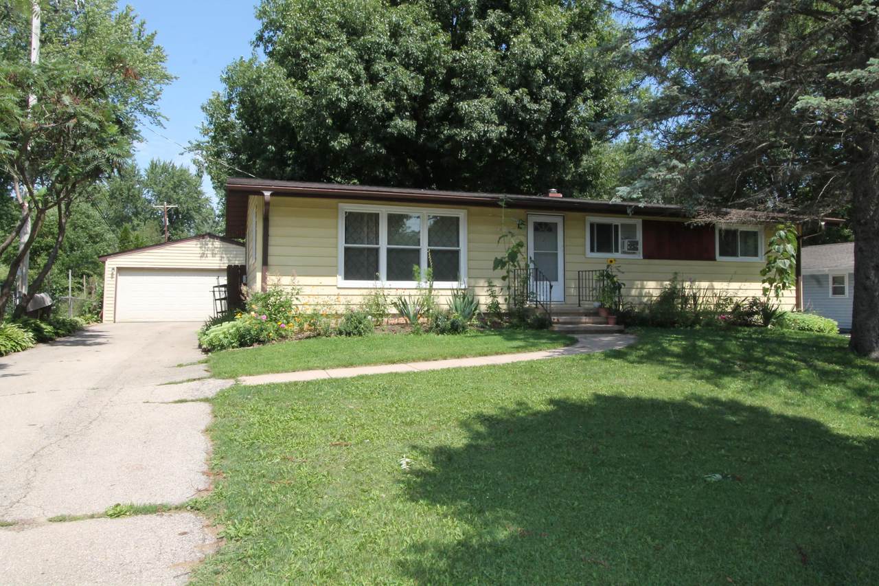 5410 Buckeye Rd - Photo 1