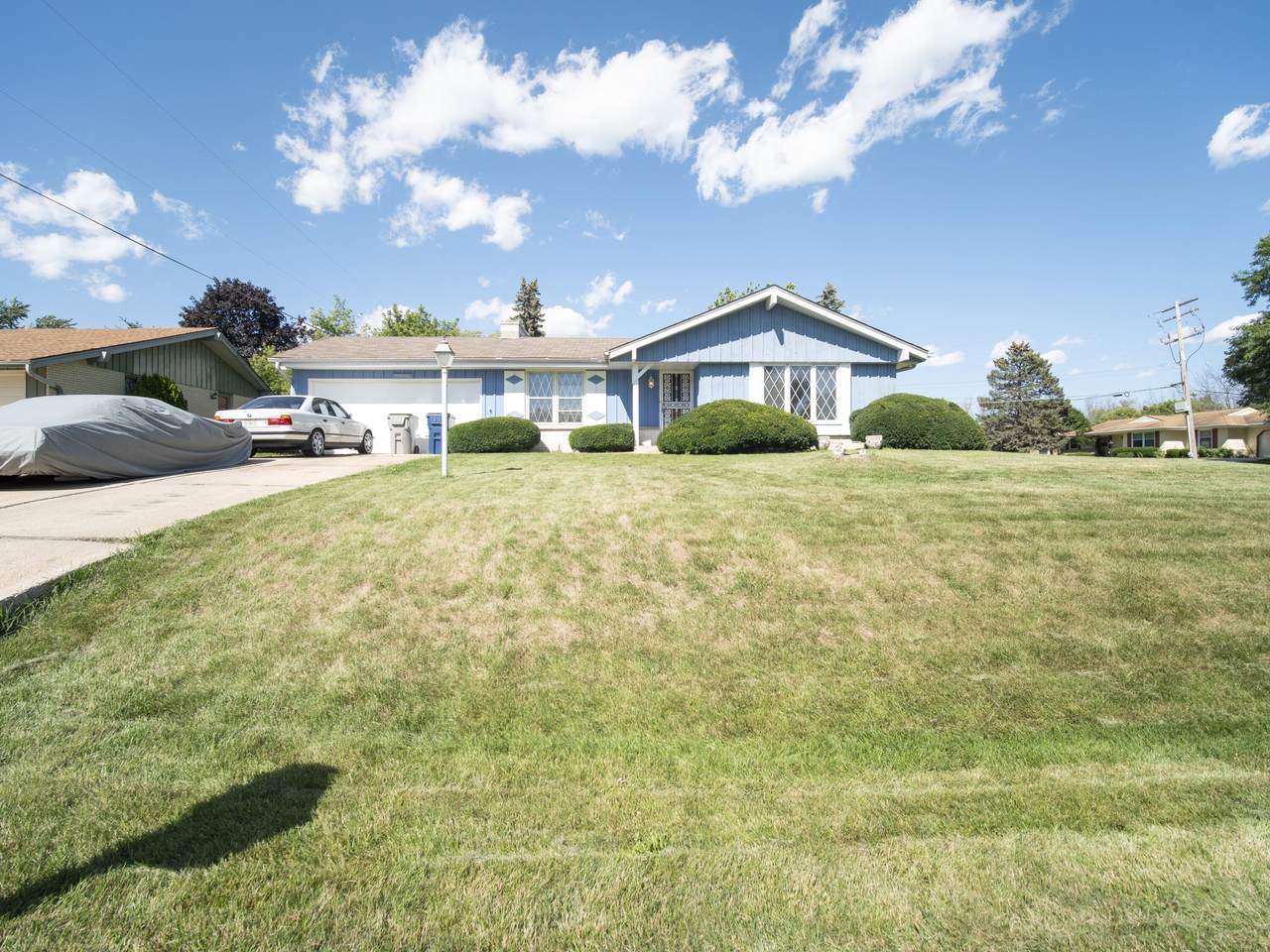 9500 Debbie Ln - Photo 1