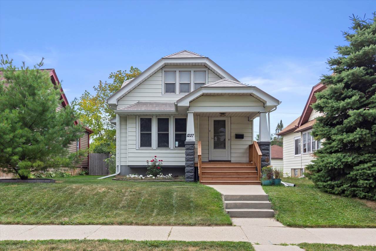 1227 75th St - Photo 1