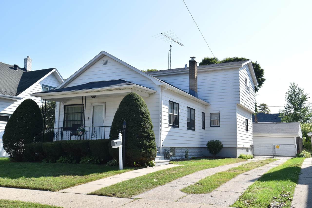 4901 23rd Ave - Photo 1