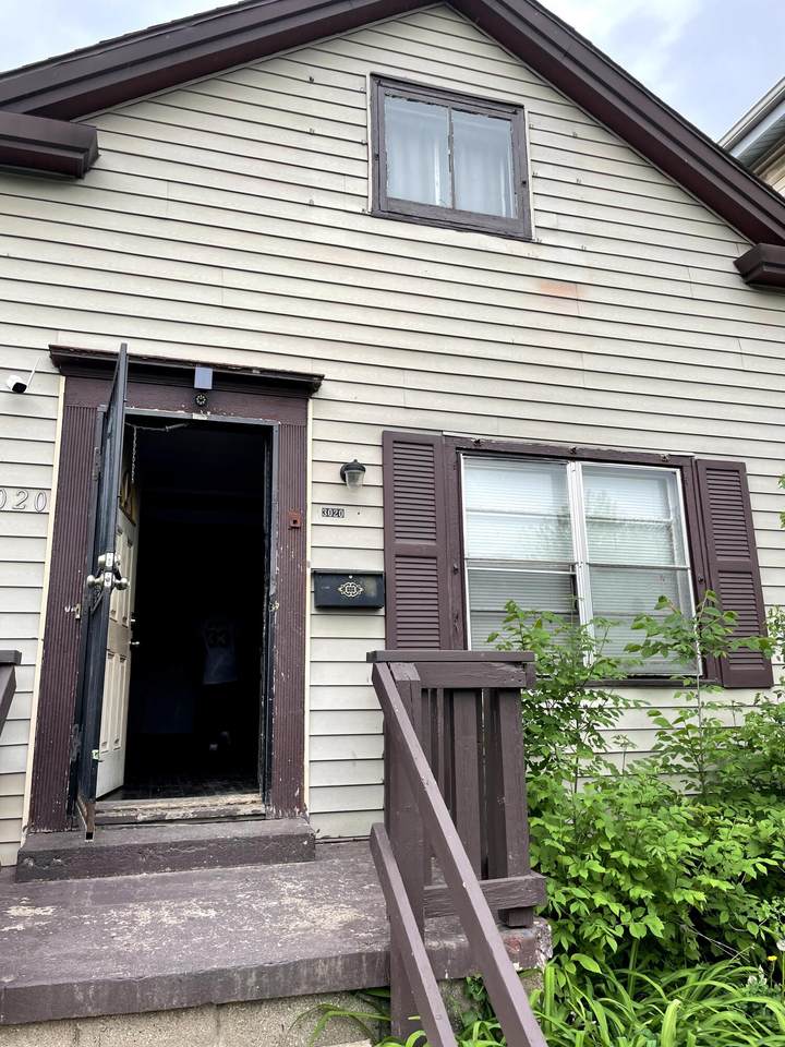 3020 23rd St - Photo 1