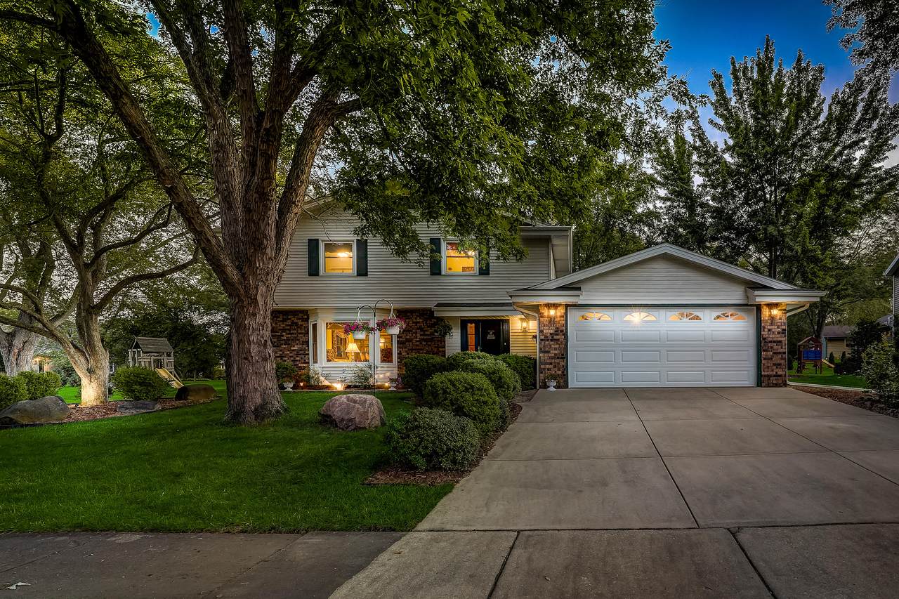 5853 Glen Flora Dr - Photo 1