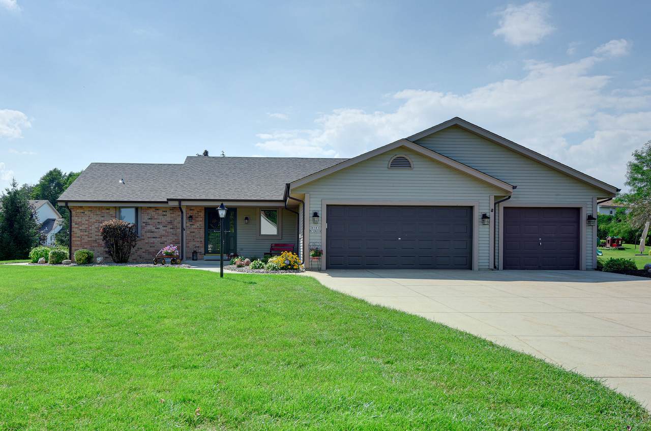 W141N10609 Wooded Hills Dr - Photo 1