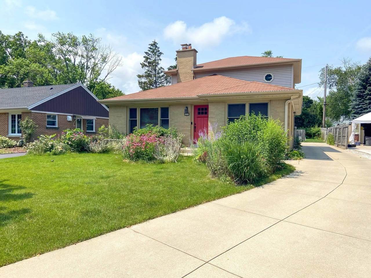 8201 Whitney Rd - Photo 1