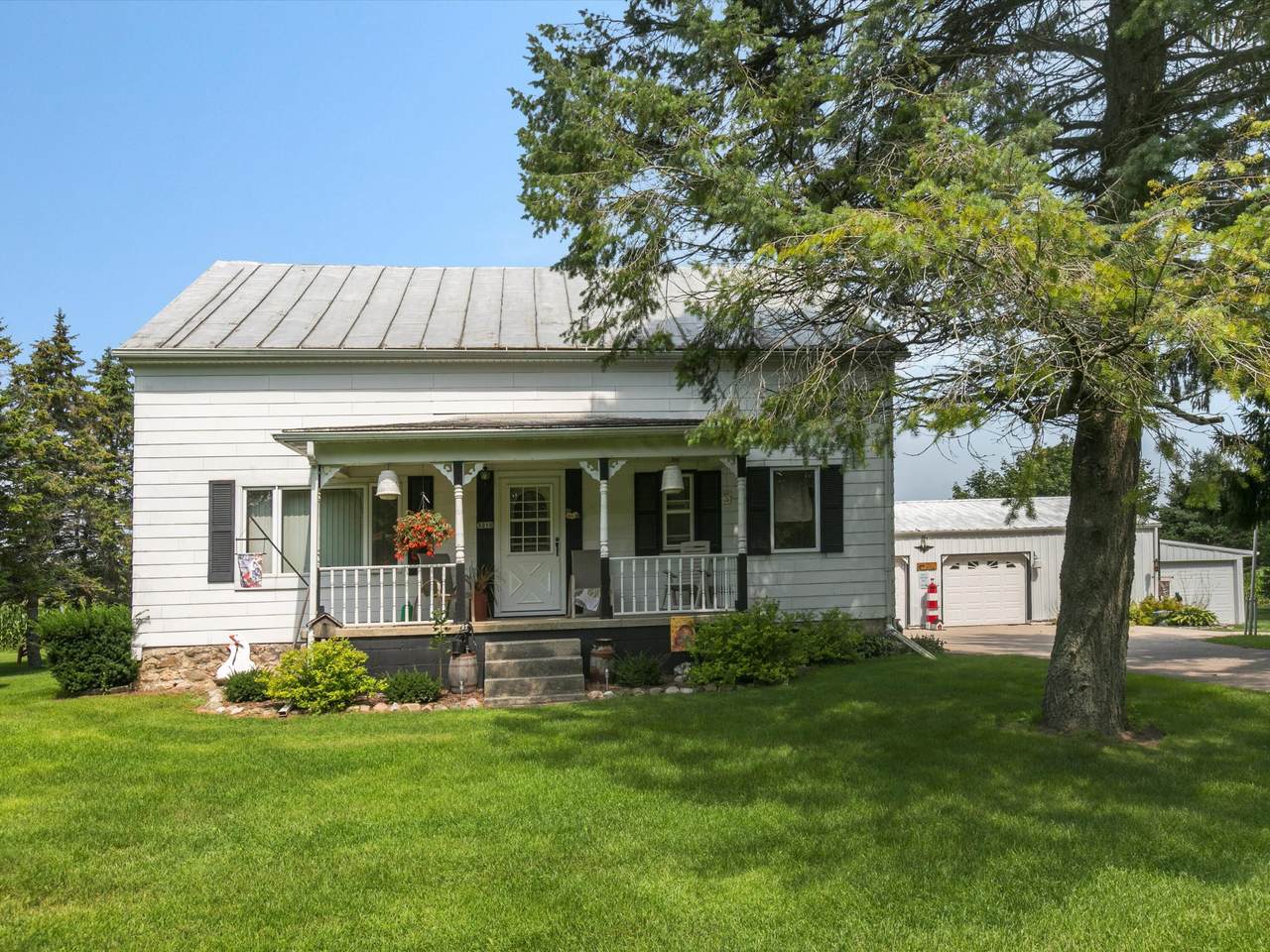 3210 Shoto Rd - Photo 1