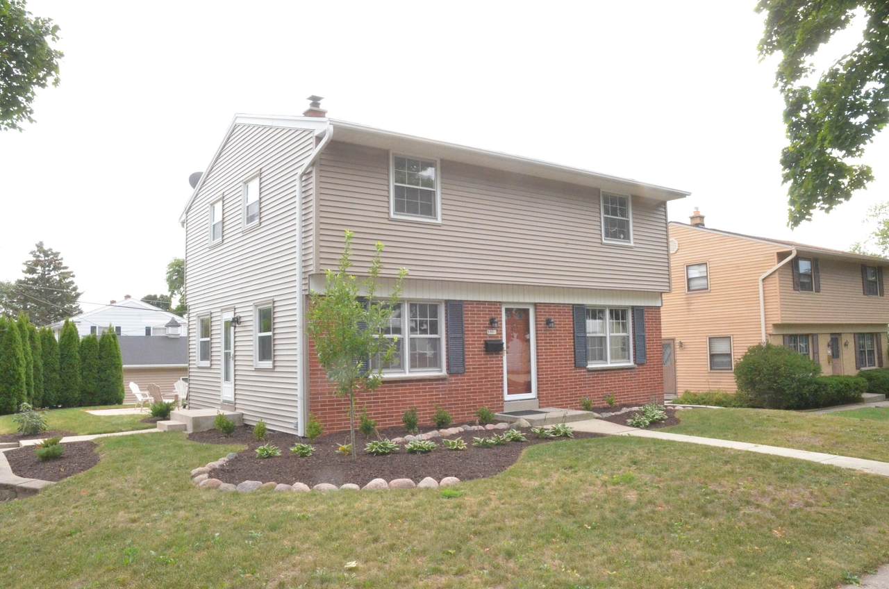 8901 Tripoli Ave - Photo 1